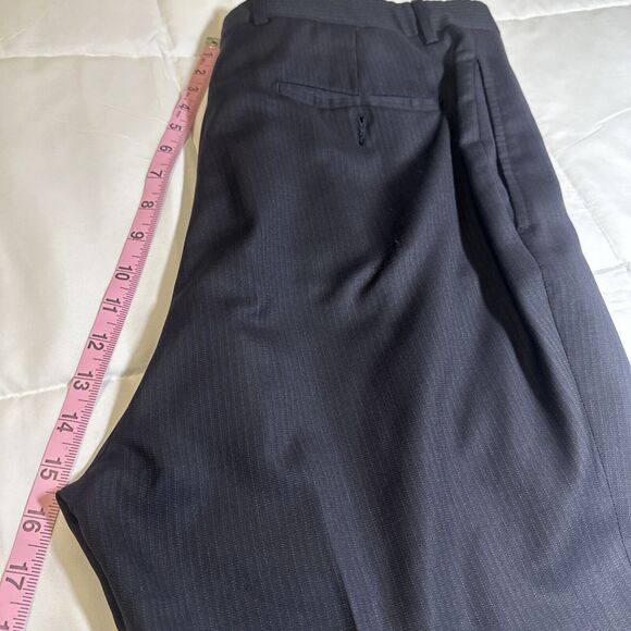 Pronto Uomo Platinum Pinstripe Suit Black 100% Wool size 44L 36 Waist - Picture 12 of 16